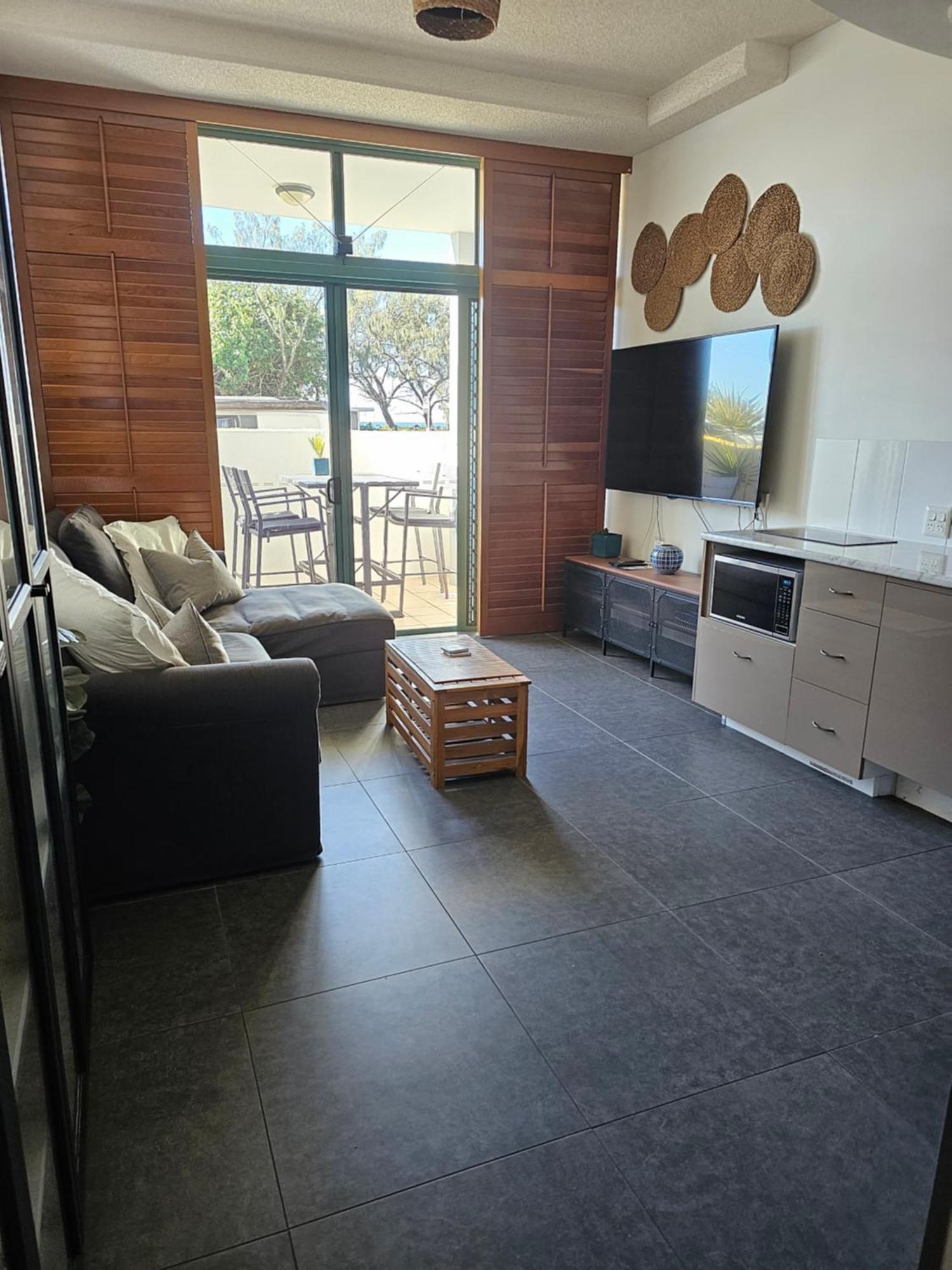 Grand Palais Boolarong Beachside Apartments アレクサンドラ・ヘッドランド エクステリア 写真