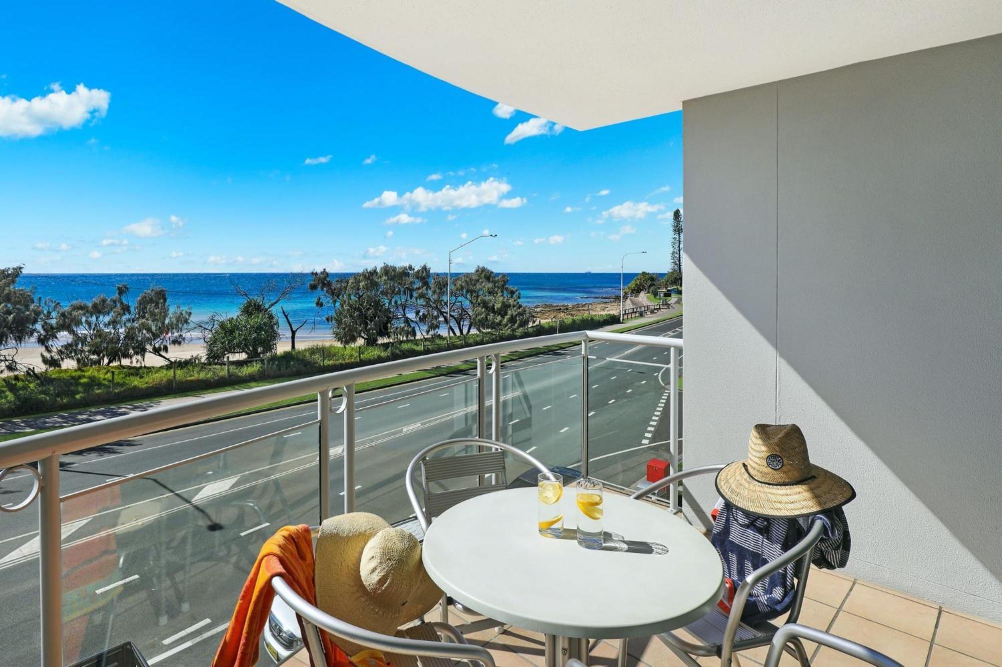 Grand Palais Boolarong Beachside Apartments アレクサンドラ・ヘッドランド エクステリア 写真