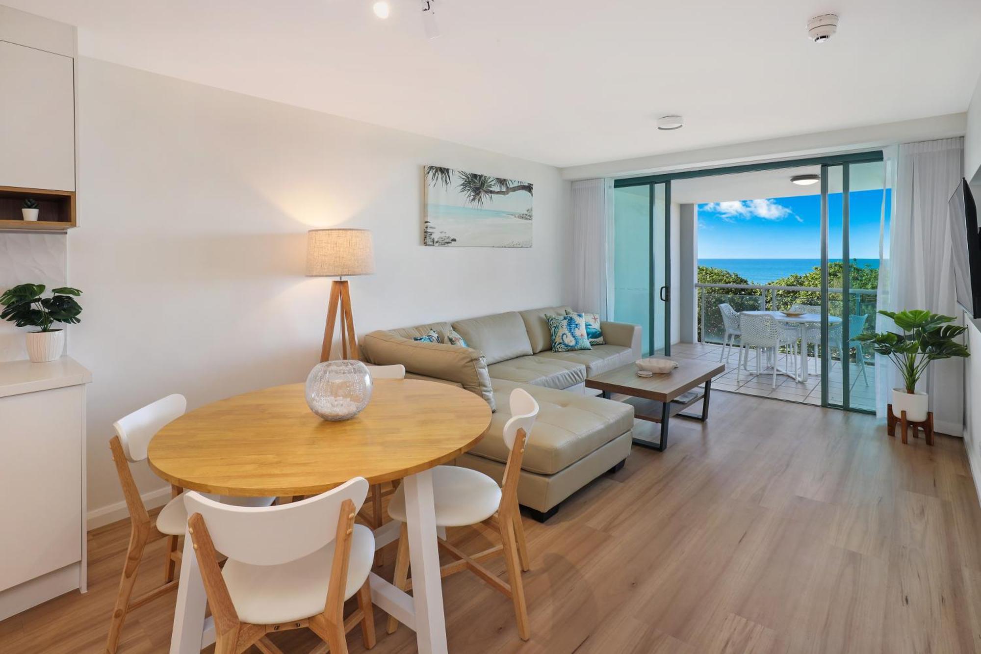 Grand Palais Boolarong Beachside Apartments アレクサンドラ・ヘッドランド エクステリア 写真