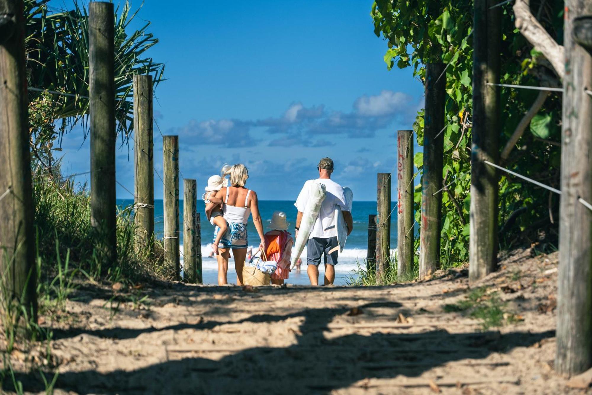 Grand Palais Boolarong Beachside Apartments アレクサンドラ・ヘッドランド エクステリア 写真