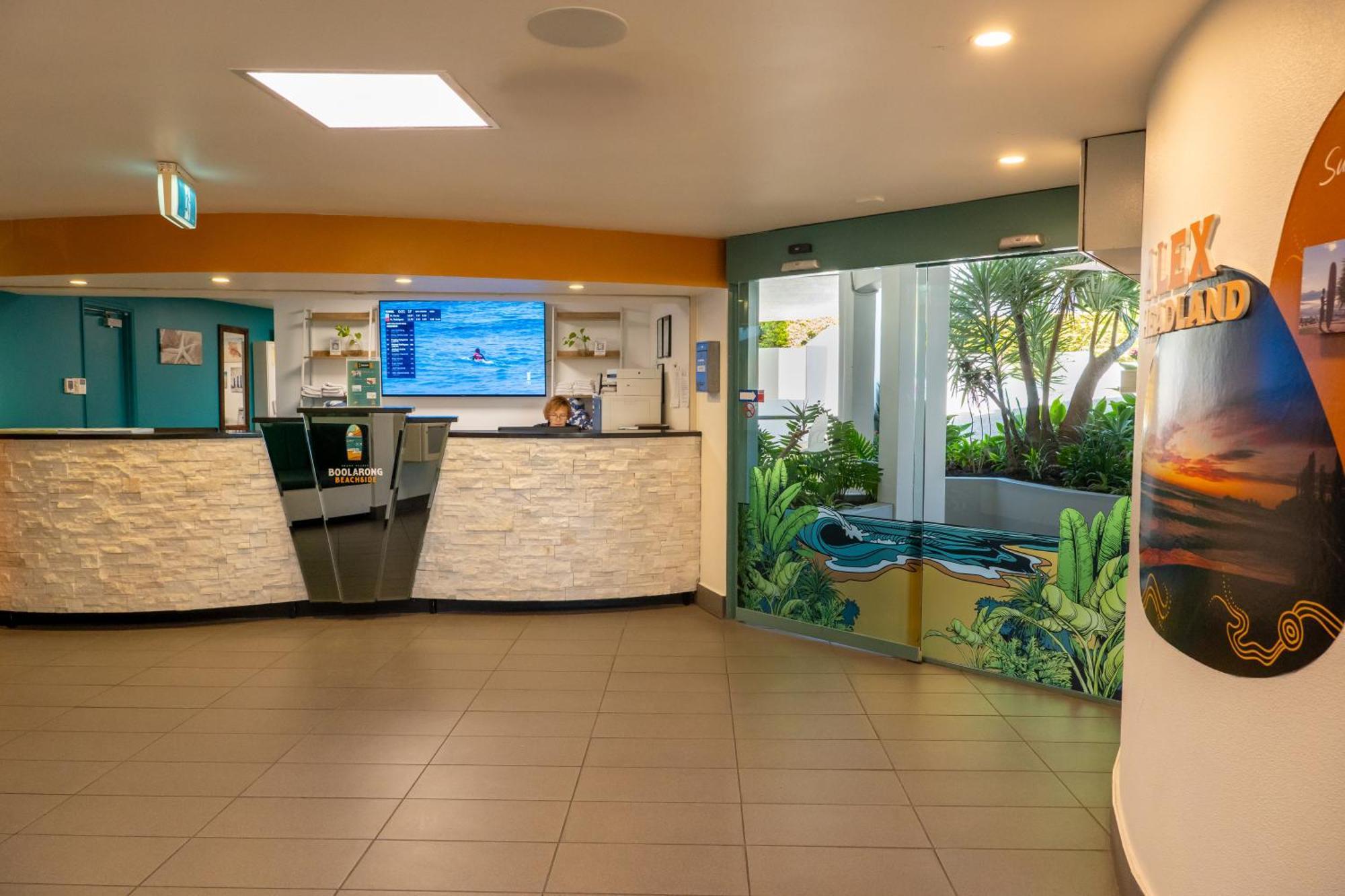 Grand Palais Boolarong Beachside Apartments アレクサンドラ・ヘッドランド エクステリア 写真